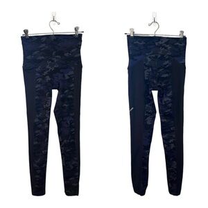 Spanx by Sara Blakey Blue and Black Camo Leggings S